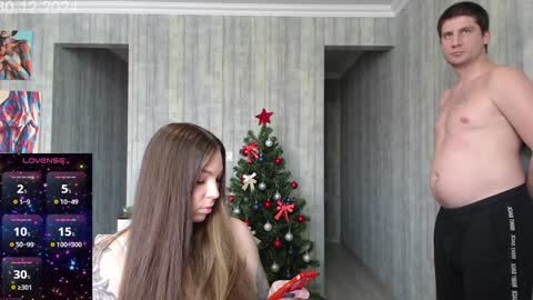 Snapshot of crazycouple1993 chatting on December 30, 10:53 am Kerry  Ronny. More customized contentFREE following  online show from December 30, 10:53 am