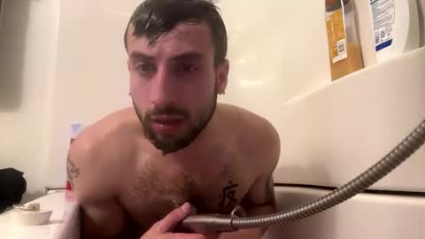 Snapshot of crazydill28 chatting on November 14, 2:10 am crazydill28 online show from November 14, 2:10 am