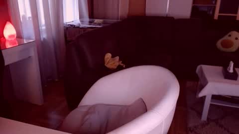 Snapshot of crazydollelf chatting on November 2, 2:30 pm Camille online show from November 2, 2:30 pm