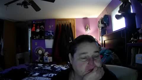 Snapshot of crazygirl802 chatting on November 15, 4:58 pm crazygirl802 online show from November 15, 4:58 pm