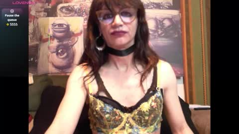 Snapshot of crazyjuny chatting on February 19, 5:47 am CrazyJuny online show from February 19, 5:47 am