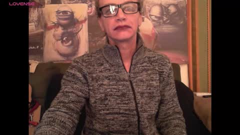 Snapshot of crazyjuny chatting on February 22, 2:04 pm CrazyJuny online show from February 22, 2:04 pm