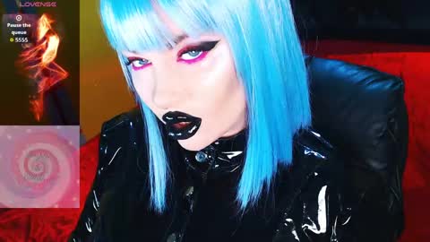 Roxy online show from April 19, 2:38 pm