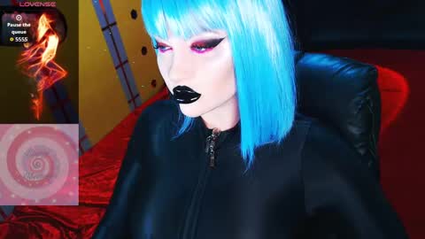 Roxy online show from May 31, 2:46 pm
