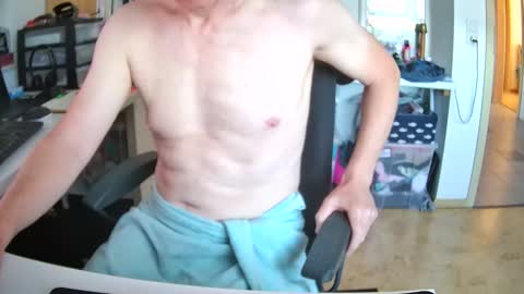 crazystef42 online show from September 18, 7:10 am