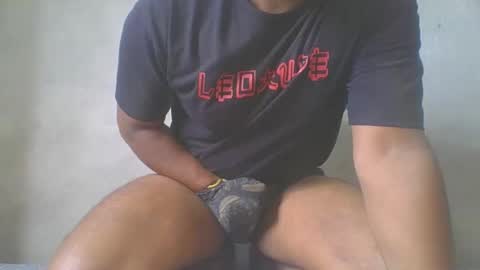 Snapshot of crazzy_booy chatting on September 12, 4:23 am crazzy_booy online show from September 12, 4:23 am
