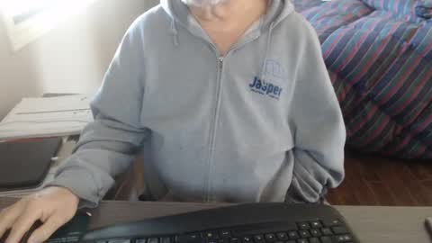 Snapshot of creamormilk chatting on October 3, 3:42 pm Creamormilk online show from October 3, 3:42 pm