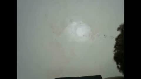 Snapshot of creamybabee chatting on March 5, 1:21 am queen online show from March 5, 1:21 am