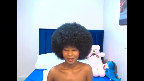 queen online show from March 22, 12:03 am