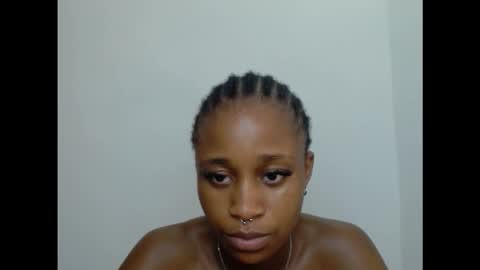 creamyxmuffin online show from October 16, 9:21 am