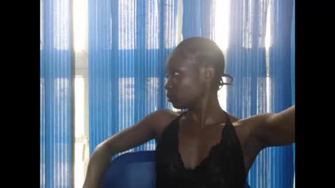 creamyxsugar online show from September 19, 11:11 am