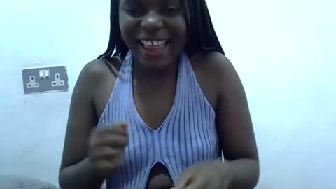 Snapshot of creamyypussyy chatting on April 27, 8:34 am creamyypussyy online show from April 27, 8:34 am