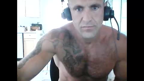 Snapshot of creatureofbeauty chatting on June 1, 6:42 pm creatureofbeauty online show from June 1, 6:42 pm