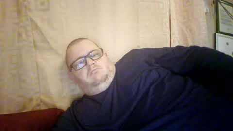 The hopeless romantic online show from January 6, 8:45 pm