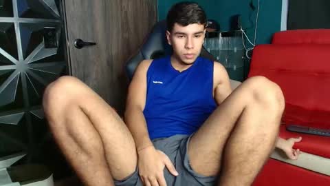 Snapshot of crh58_ chatting on November 17, 10:59 pm crh58_ online show from November 17, 10:59 pm