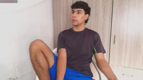 crh58_ online show from February 7, 1:48 pm