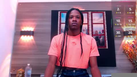 Snapshot of criisbrown_ chatting on December 4, 10:24 am CriisBrown online show from December 4, 10:24 am