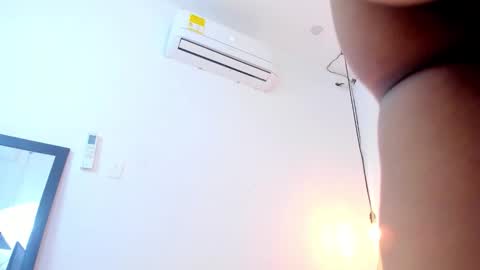 Snapshot of cris_dulce chatting on October 12, 5:45 pm cris_dulce online show from October 12, 5:45 pm