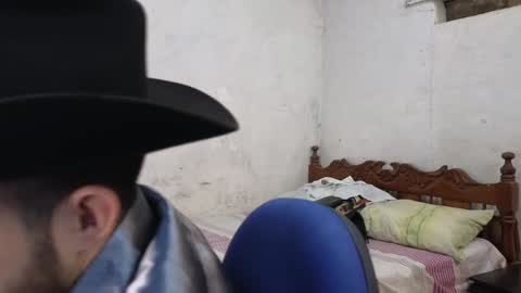 cris_simons online show from December 14, 3:40 am