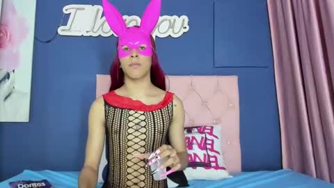 Cris Evanz online show from February 7, 10:41 pm