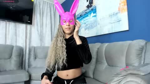 Cris Evanz online show from January 10, 9:16 pm