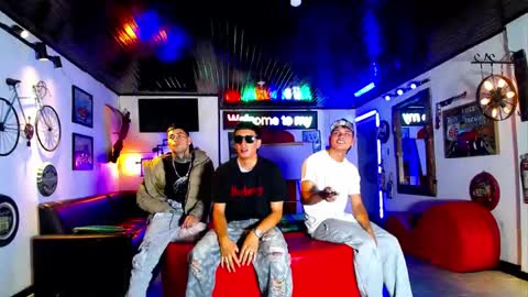crismens online show from May 13, 8:16 pm