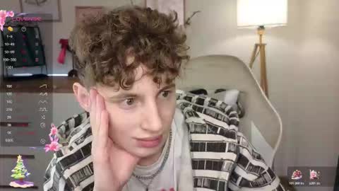 Chris online show from February 5, 9:58 am