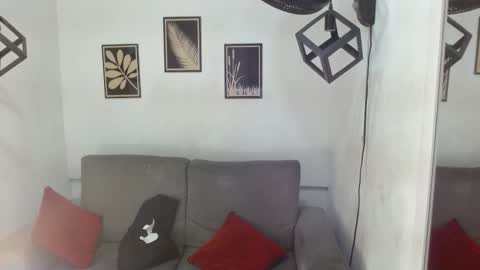 criss_zuri online show from December 19, 12:23 pm