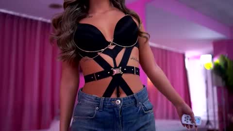 Crissy online show from February 24, 11:19 am