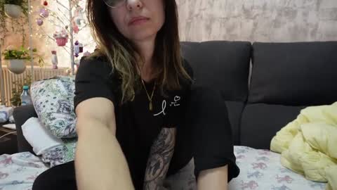 crissy_love online show from January 16, 8:11 am
