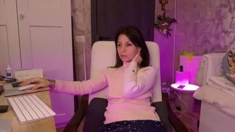 crissy_love online show from March 8, 12:19 am