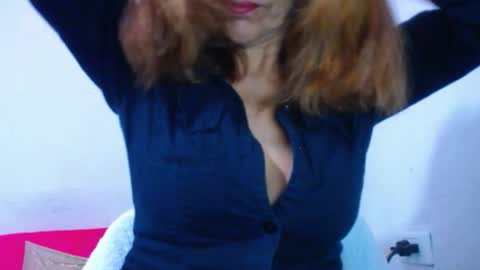Snapshot of cristal_collins1 chatting on March 5, 10:11 am cristal_collins1 online show from March 5, 10:11 am