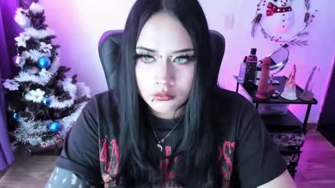 Cris online show from December 20, 3:00 pm