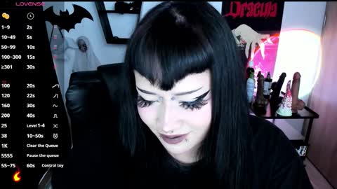 Cris online show from November 24, 9:47 pm