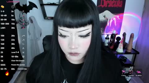 Snapshot of cristal_kosh chatting on July 24, 8:51 pm Cris online show from July 24, 8:51 pm