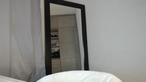 Snapshot of cristal_sexyboobs_ chatting on January 22, 1:53 am Cristal online show from January 22, 1:53 am