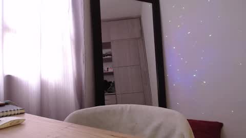 Snapshot of cristal_sexyboobs_ chatting on January 31, 6:14 pm Cristal online show from January 31, 6:14 pm