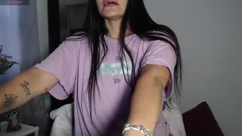 Snapshot of cristal_sexyboobs_ chatting on March 1, 9:37 pm Cristal online show from March 1, 9:37 pm