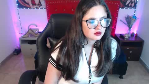Snapshot of cristaladams6 chatting on February 27, 7:58 pm CristalAdams online show from February 27, 7:58 pm