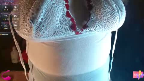 Snapshot of cristaladams6 chatting on September 10, 12:49 pm CristalAdams online show from September 10, 12:49 pm