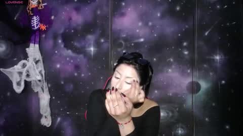Snapshot of cristaldeleons chatting on October 18, 7:03 pm Cristal de Leon online show from October 18, 7:03 pm