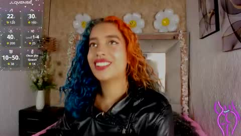 Snapshot of cristall_ravven chatting on November 21, 3:44 pm online show from November 21, 3:44 pm