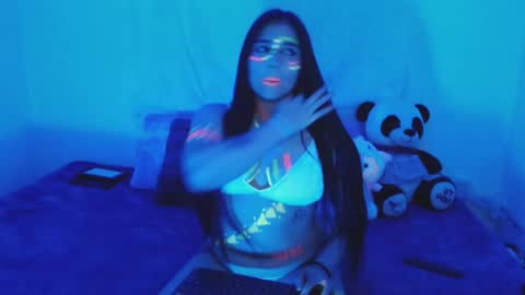 cristalssmith online show from February 25, 4:11 am