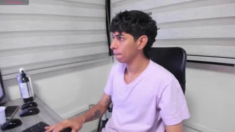 cristhian online show from September 16, 4:46 am