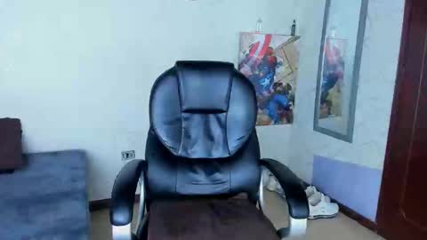 Snapshot of cristian_walker chatting on January 15, 8:26 pm cristian walker online show from January 15, 8:26 pm