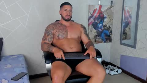 Snapshot of cristian_walker chatting on February 13, 4:17 pm cristian walker online show from February 13, 4:17 pm