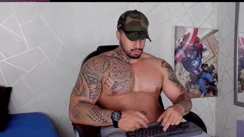 Snapshot of cristian_walker chatting on September 27, 10:09 am cristian walker online show from September 27, 10:09 am