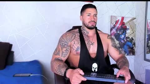 Snapshot of cristian_walker chatting on October 25, 11:51 am cristian walker online show from October 25, 11:51 am