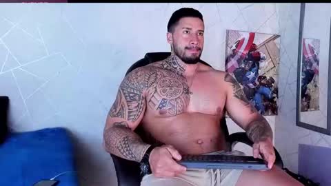 Snapshot of cristian_walker chatting on October 28, 12:41 pm cristian walker online show from October 28, 12:41 pm