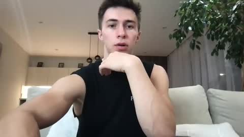 Snapshot of cristianovilla chatting on February 1, 11:06 pm CristianoHailey online show from February 1, 11:06 pm